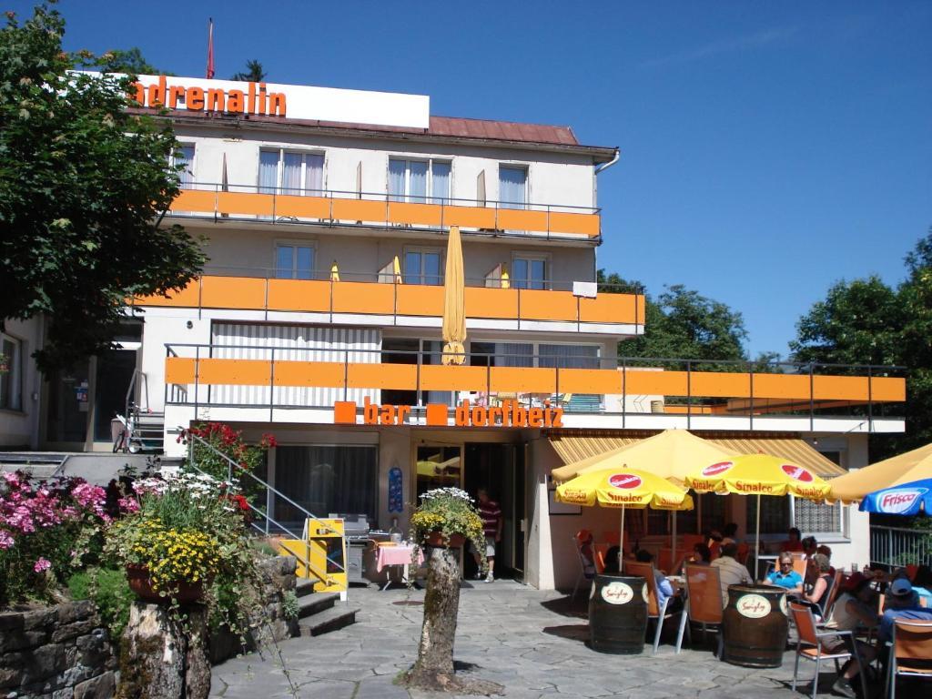 Adrenalin Backpackers Hostel Браунвалд Екстериор снимка