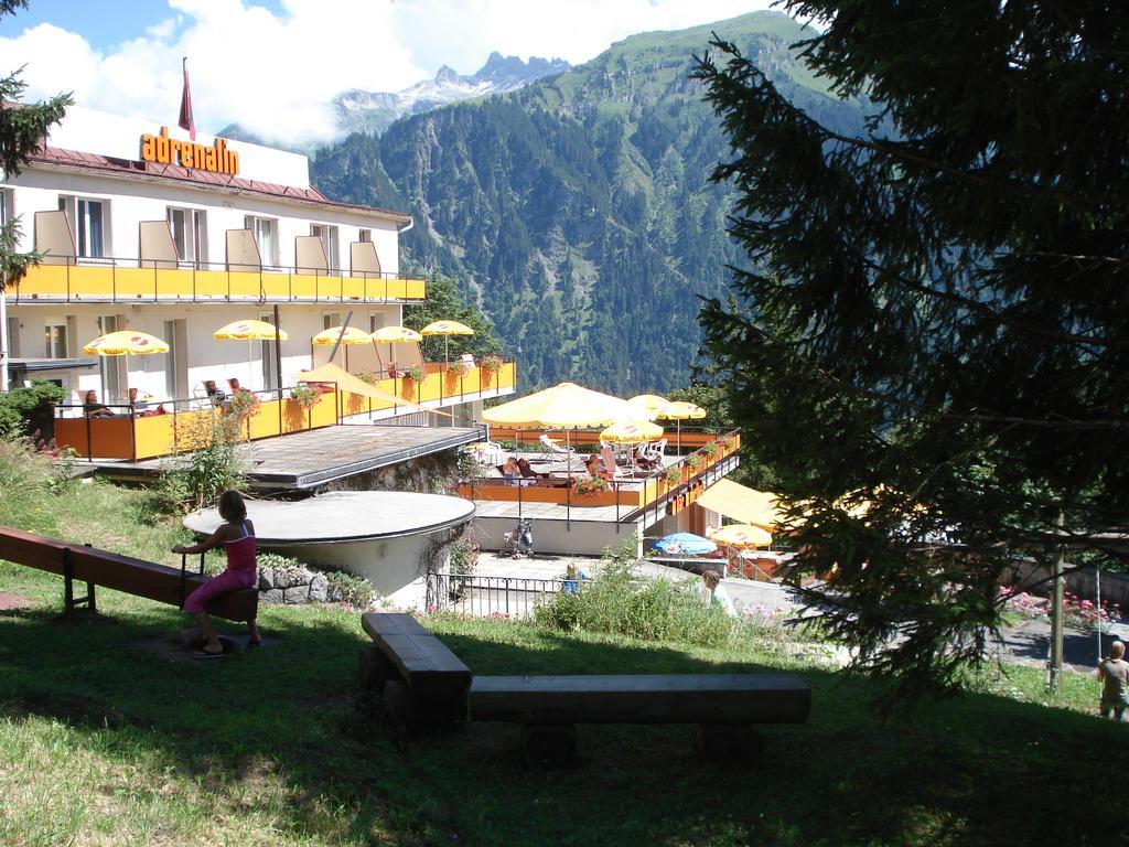 Adrenalin Backpackers Hostel Браунвалд Екстериор снимка